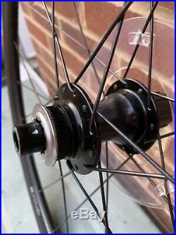 DT Swiss R470 DB road bike wheel set. New Specialized Turbo Pro 28mm road tyres