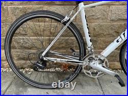Giant Road Bike Fully Serviced Last Year Drive Train Upgraded and New Tyres