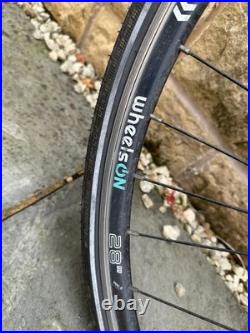 Giant Road Bike Fully Serviced Last Year Drive Train Upgraded and New Tyres