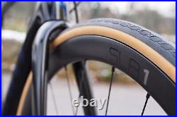 Pair of 700 x 25 Tubeless Road Tyre Tufo Comtura 4 TR Tanwall