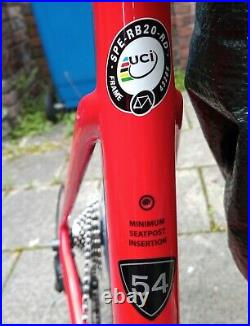 Specilaized Roubaix road bike, 2021, Size 54, 700 x21mm wheels, 28 tyres